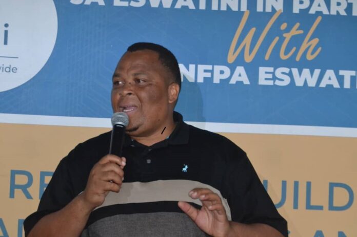 Mtfongwaneni Member of Parliament (MP) Nathi Hlophe making his remarks