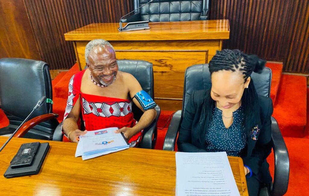 Chairperson of the Ministry of Home Affairs Portfolio Committee Chief Ngalonkulu Mabuza and the Committee Clerk Nonhlanhla Shabangu.