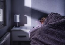 Sleeping in total darkness is good for your heart. Here’s Why Sleeping in complete darkness reduces stress and inflammation, lowering heart attack and stroke risk