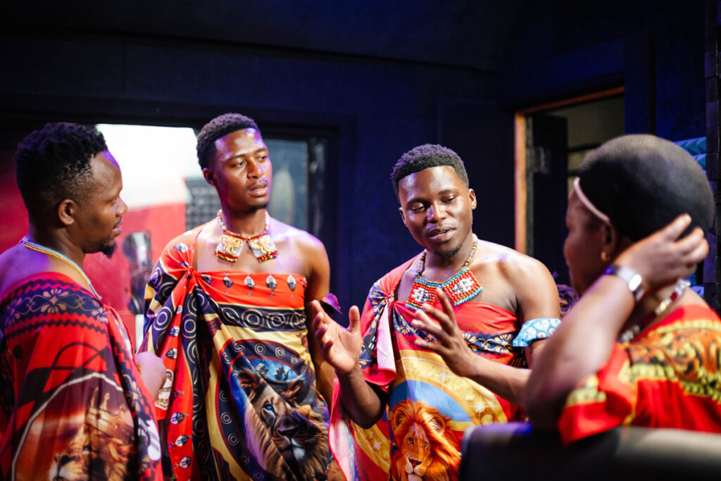 Sancheziey has released a powerful remix of ‘Siyabonga Gogo’, featuring Lodanda, Young Zesh and the Limkokwing Choir.