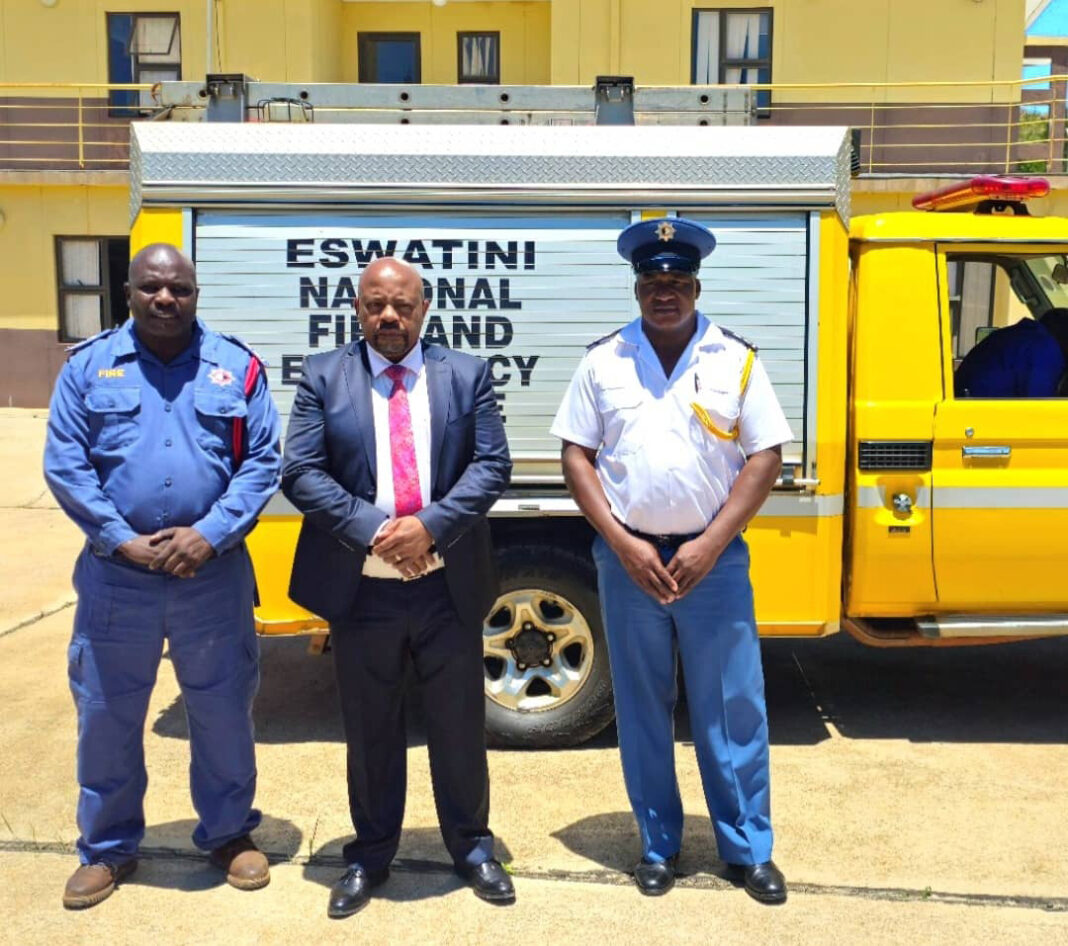 Minister of Health Mduduzi Matsebula (c) with Fire PRO Mandla Dlamini and Mankayane Station Officer Mastermind Maphosa during his visits.(Courtesy pics)