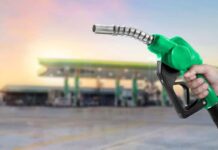 Fuel prices falling again